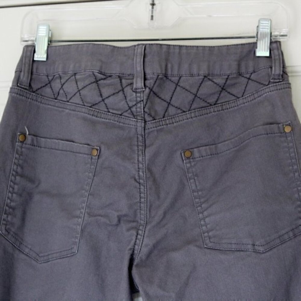 Hot in Hollywood jeans size 8 gray fitted jeans